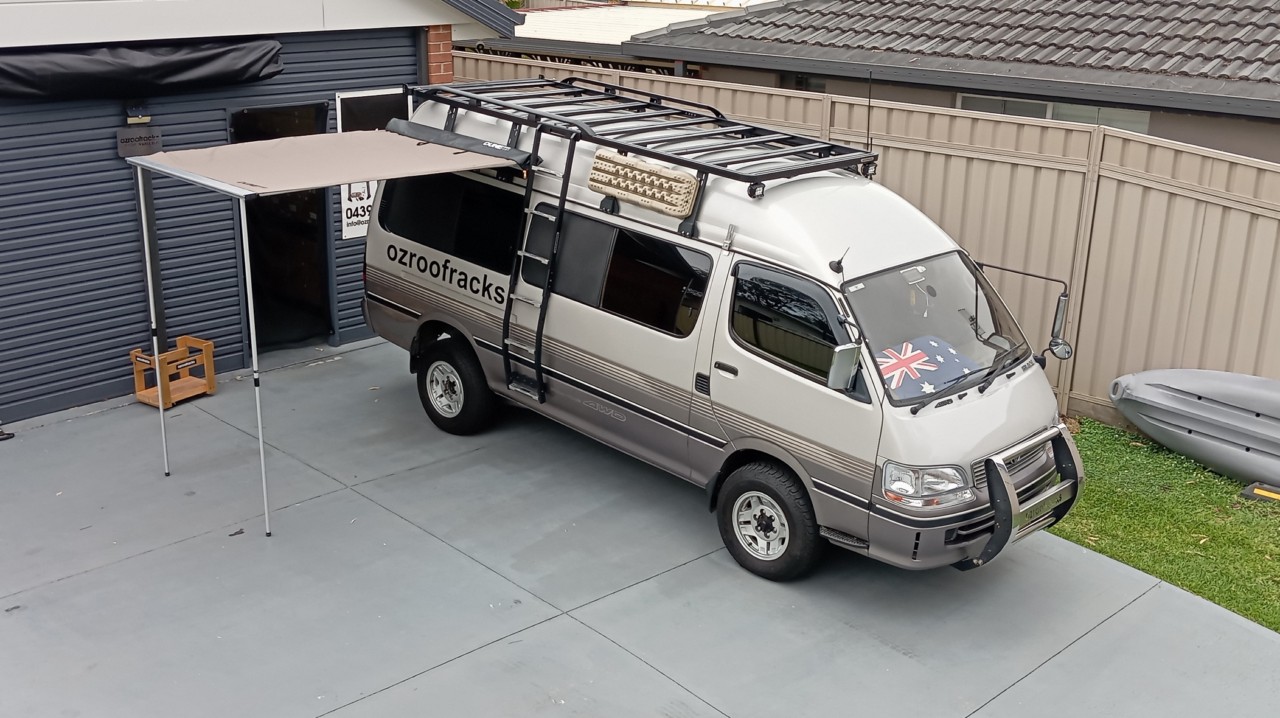 Ozroofracks | Mazda T3500 Roof Racks