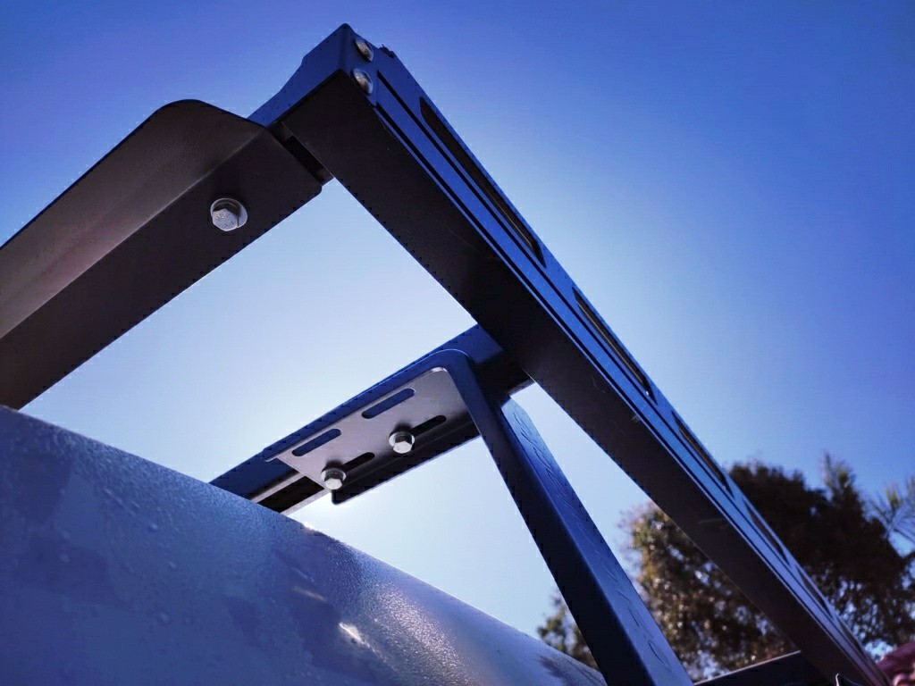 Ozroofracks | Gutter Mount Roof