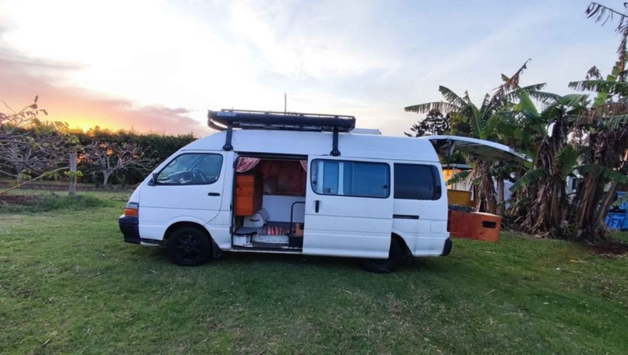 Ozroofracks | Gutter Mount Roof